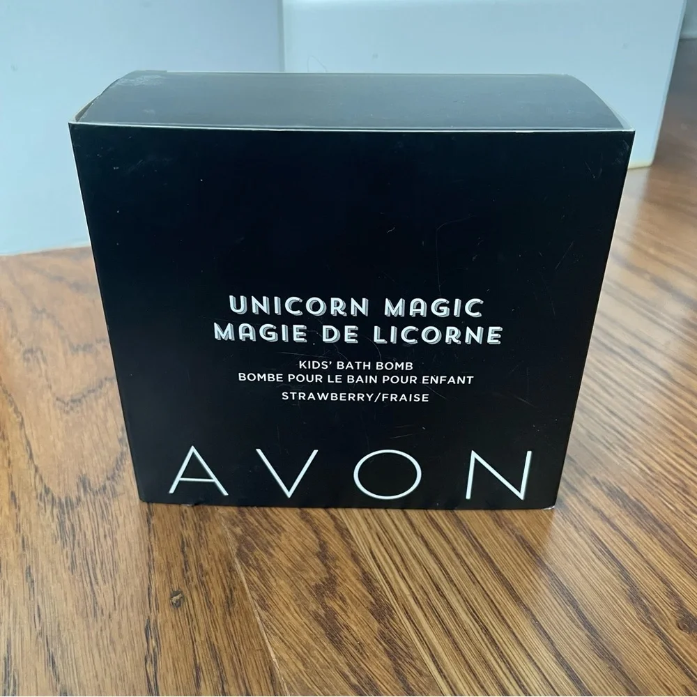 Avon Unicorn Magic Kids' Bath Bomb - Black Box New